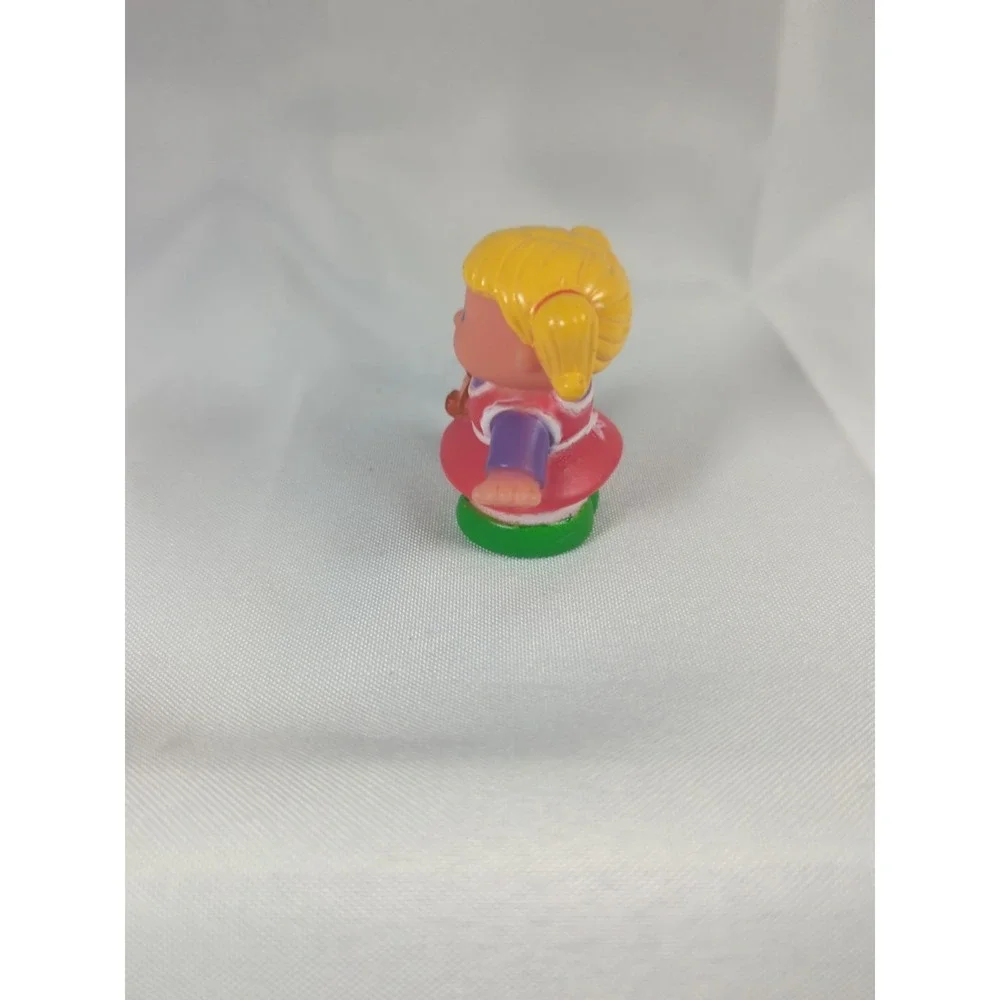 FP Constructive Playthings Girl Figure Replacement Toddler Discovery House set